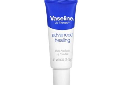 Vaseline-Lip-Therapy-Advanced-Healing