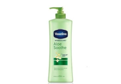 Vaseline-Intensive-Care-Aloe-Soothe-for-dry-Skin