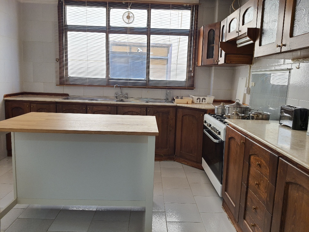 Available Villa for Rent in Salwa