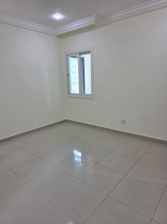 Apartment For Rent in Salmiya
