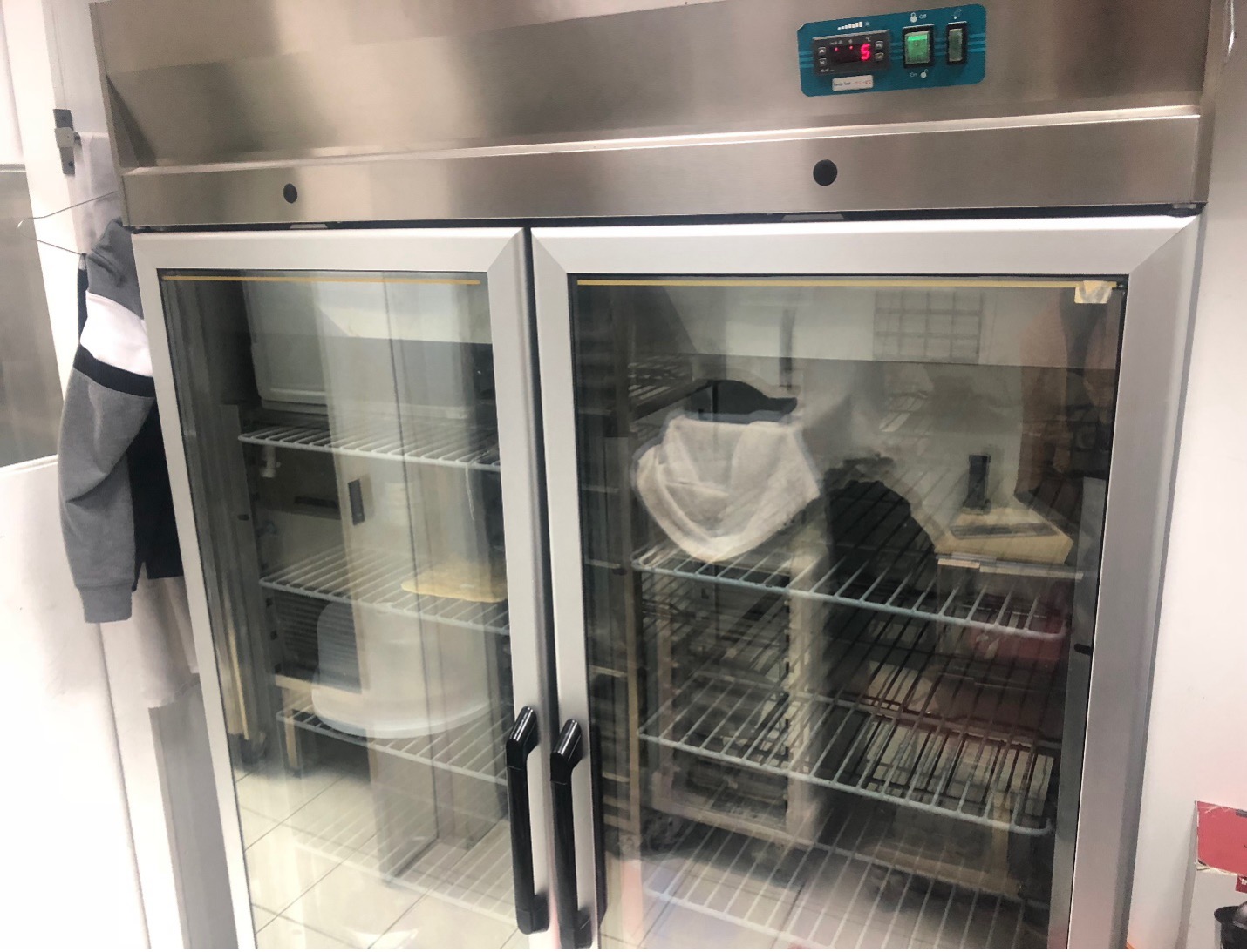 WHOLE COMMERCIAL KITCHEN EQUIPMENT FOR SALE معدات مطبخ تجاري كاملة للبيع